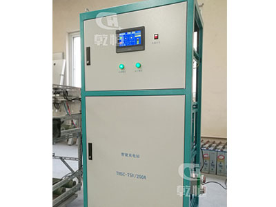 四川24V/100A智能伸缩充电机