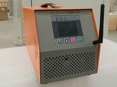 四川THC-20-24V/20A智能充电机